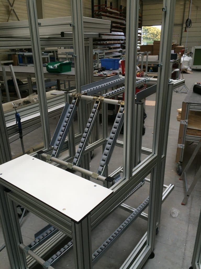 exemple fabrication meuble profilé alu